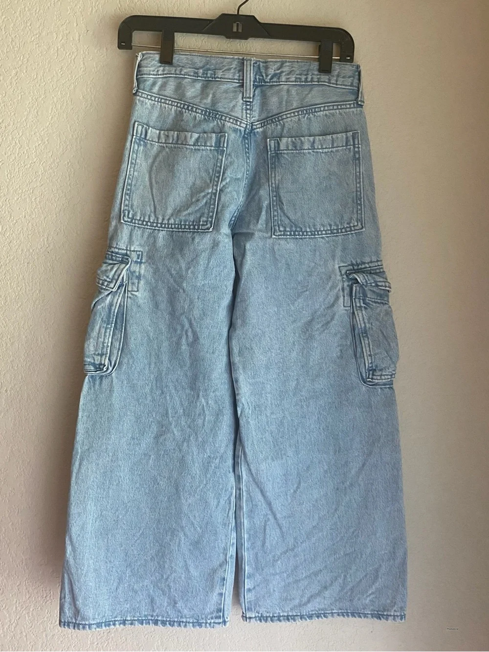 Old Navy Light Blue Wide-Leg Cargo Jeans with Pocket Panels